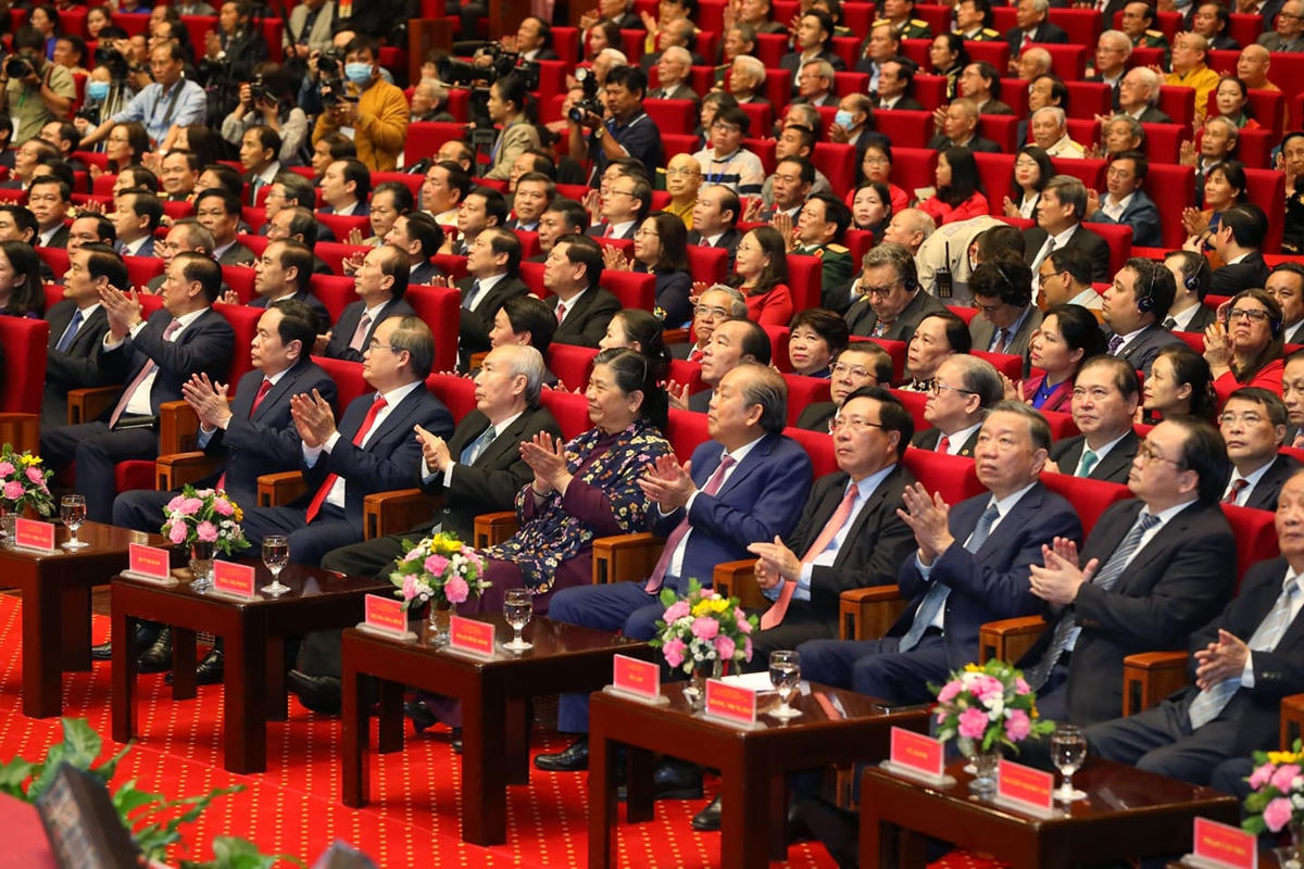  Lãnh đạo, nguyên lãnh đạo Đảng, Nhà nước, MTTQ Việt Nam dự Lễ kỷ niệm.