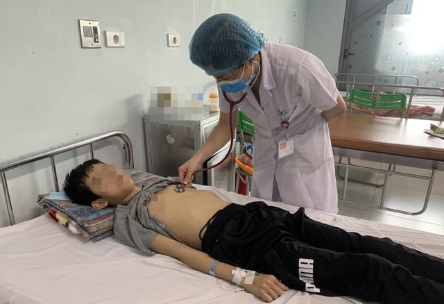 Bệnh nhi qua cơn nguy kịch sau điều trị suy gan cấp trên nền bệnh di truyền hiếm gặp.  