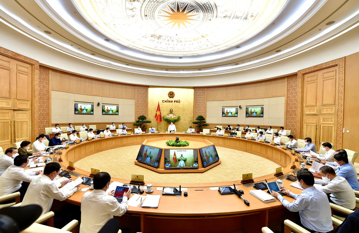 Thủ tướng Chính phủ Phạm Minh Chính chủ trì phiên họp Chính phủ thường kỳ ngày 5/5. Ảnh: VGP.  