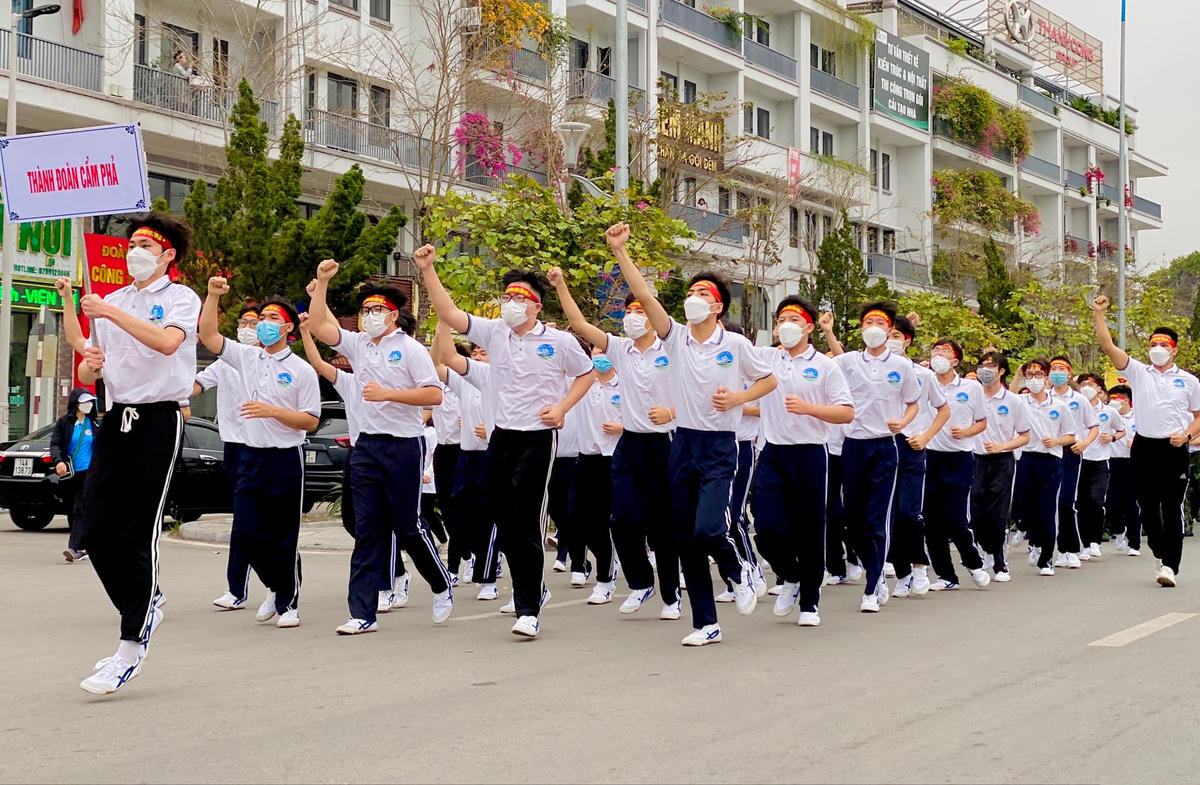 Đồng thời, hưởng ứng Đại hội Thể thao Đông Nam Á lần thứ 31 (SEA Games 31) tại Việt Nam. Năm 2022 cũng là năm đánh dấu lần đầu tiên Quảng Ninh vinh dự được lựa chọn đăng cai 7 môn thi đấu SEA Games.