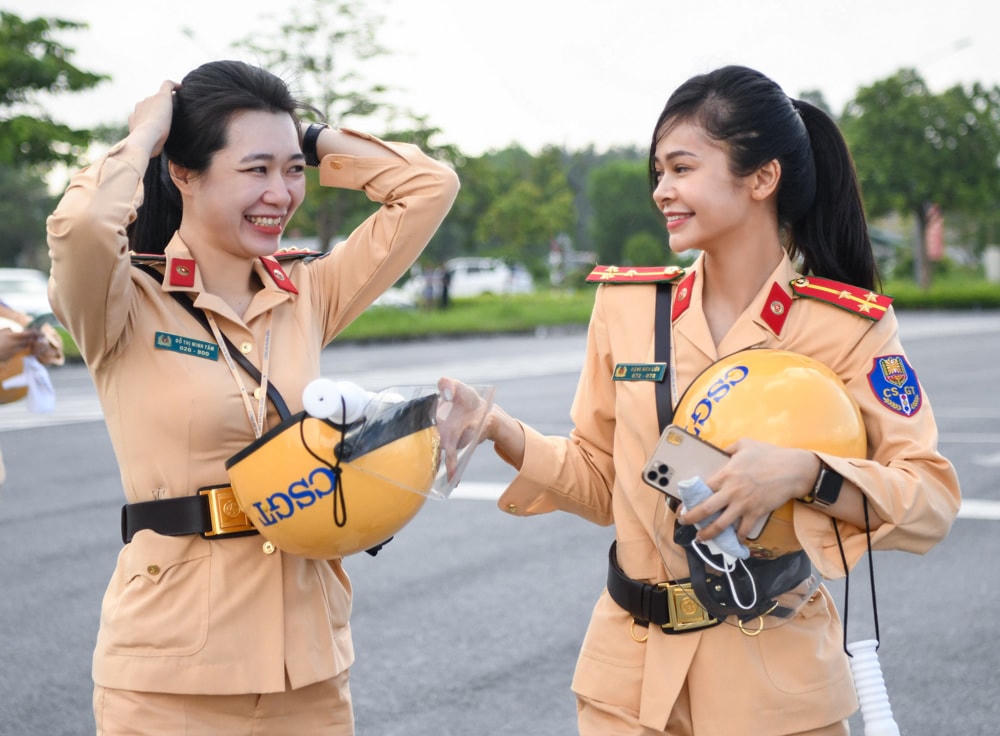 Những giây phút thảnh thơi sau giờ tập luyện.