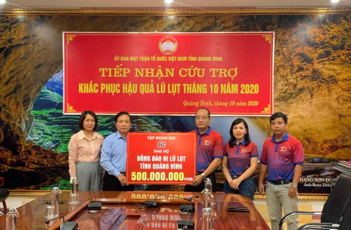 Tháng 10/2020, Tập đoàn DIC đã hỗ trợ người dân Quảng Bình khắc phục lũ lụt số tiền 500 triệu đồng.