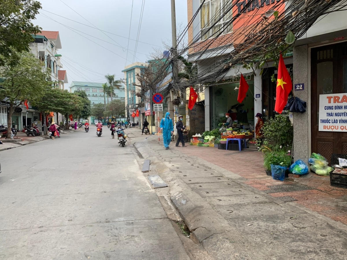[Ảnh] TP Hạ Long ra quân xử lý vi phạm quy định phòng chống dịch Covid-19
