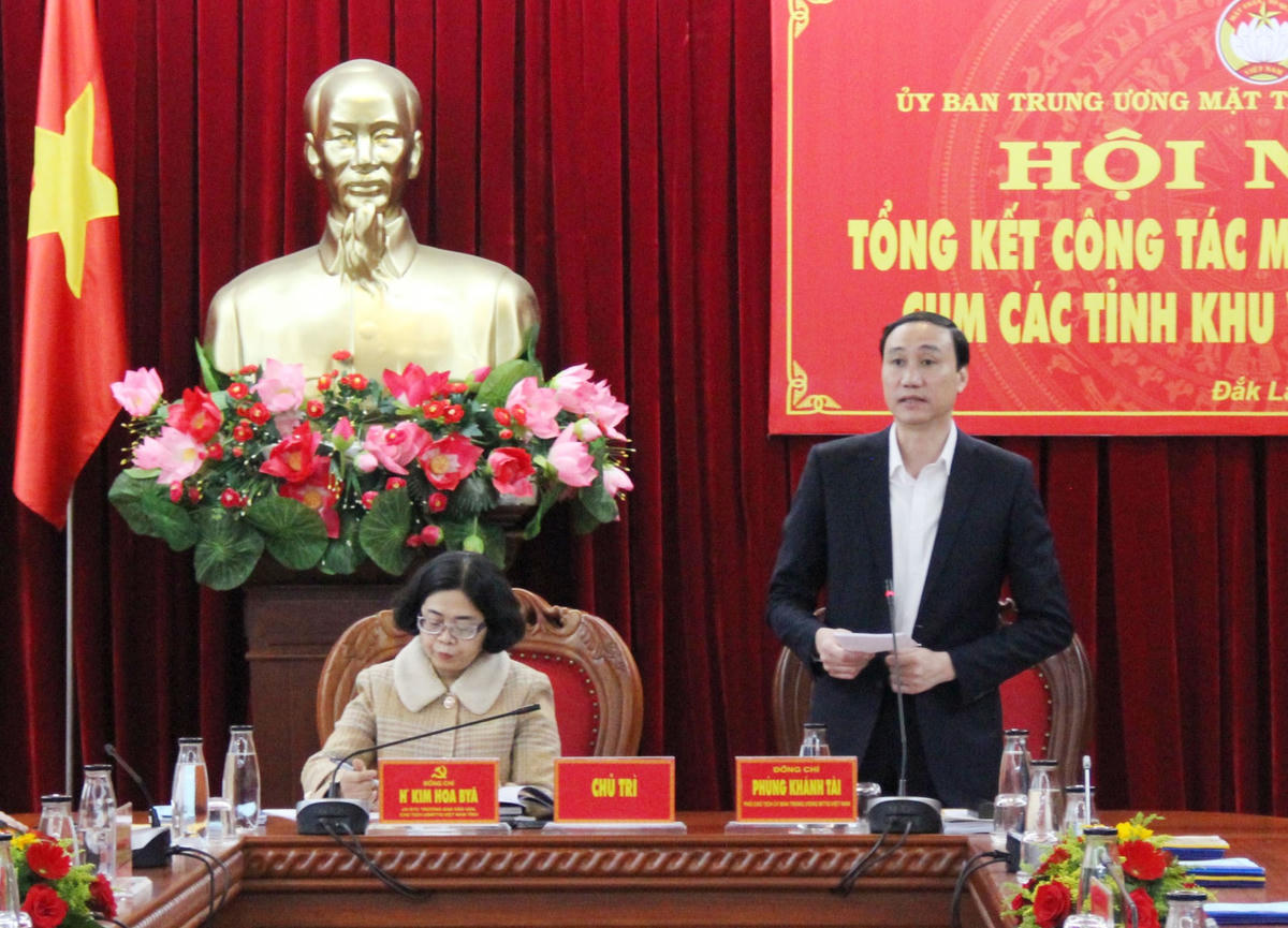 Ông Phùng Khánh Tài, Phó Chủ tịch Ủy ban Trung ương MTTQ Việt Nam phát biểu.