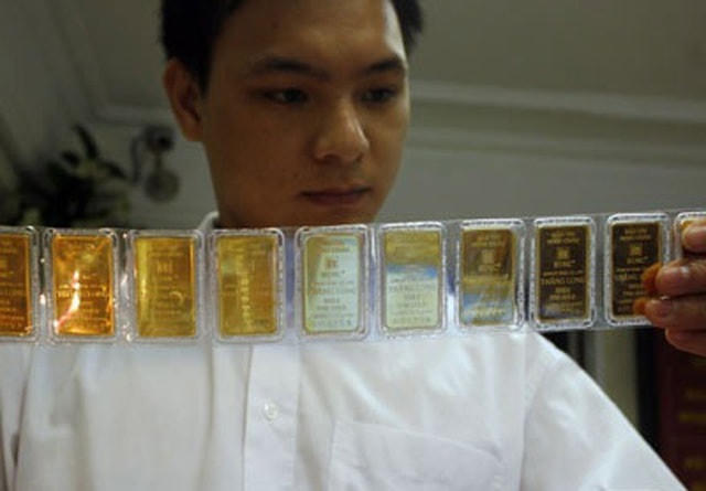Giới chuyên gia cho rằng, mỗi khi giá vàng suy giảm cũng là cơ hội mua vào (ảnh minh họa).