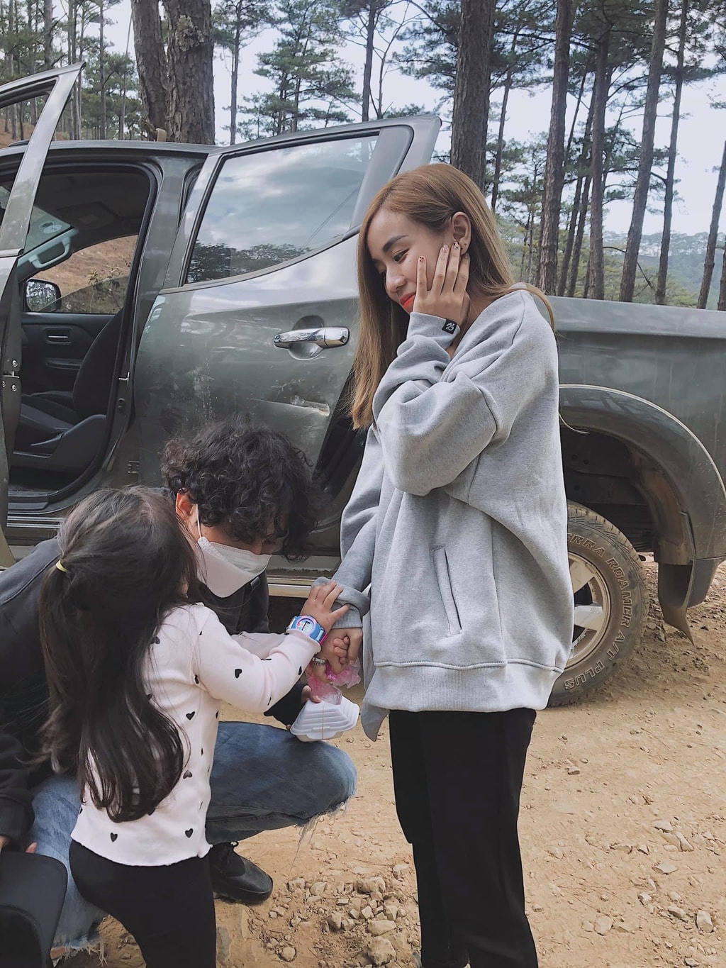 Đạt G được nhiều người ngưỡng mộ vì chăm sóc với con riêng của vợ rất tốt.