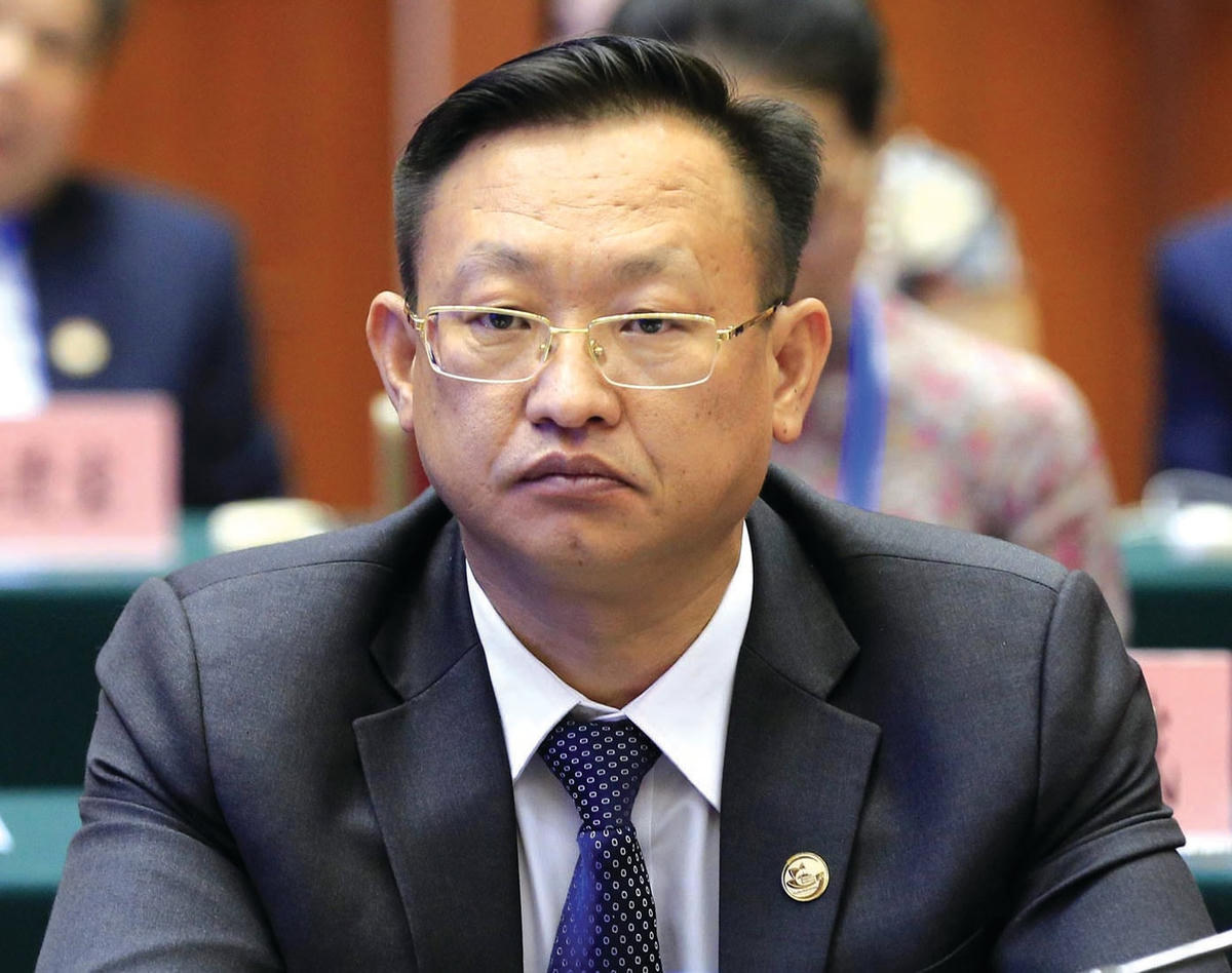 Ông Giàng Seo Vần.  