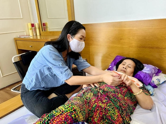 Nghệ sĩ Hoàng Lan qua đời ở tuổi 63.