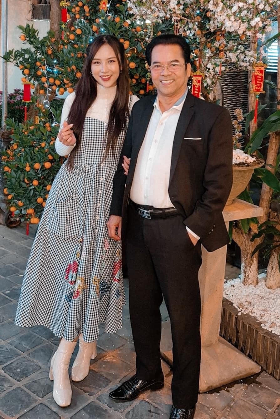 Con gái xinh như hotgirl của NSND Trần Nhượng. 