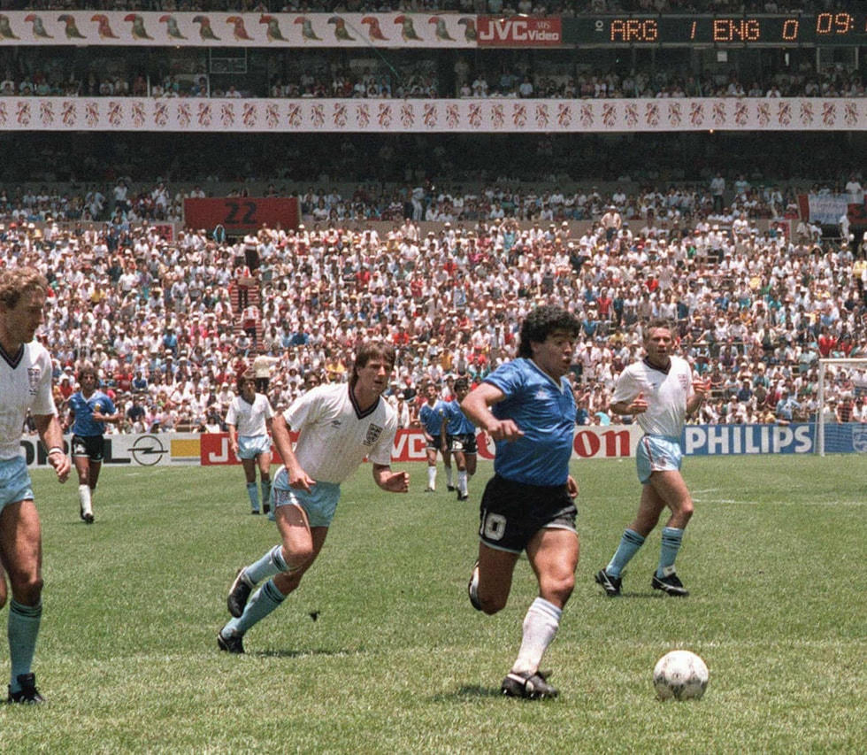 Trận tứ kết World Cup 1986 gặp Anh được xem là một trong những trận hay nhất sự nghiệp của ông với một pha solo qua hàng loạt cầu thủ đối phương rồi ghi bàn.