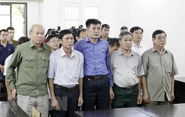 Các bị cáo tại phiên tòa. (Ảnh: Văn Điệp/TTXVN)