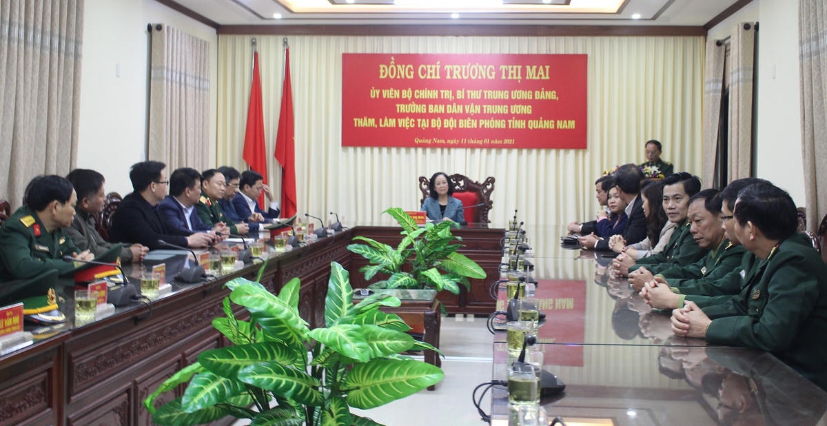 Quang cảnh buổi làm việc tại BĐBP tỉnh Quảng Nam.