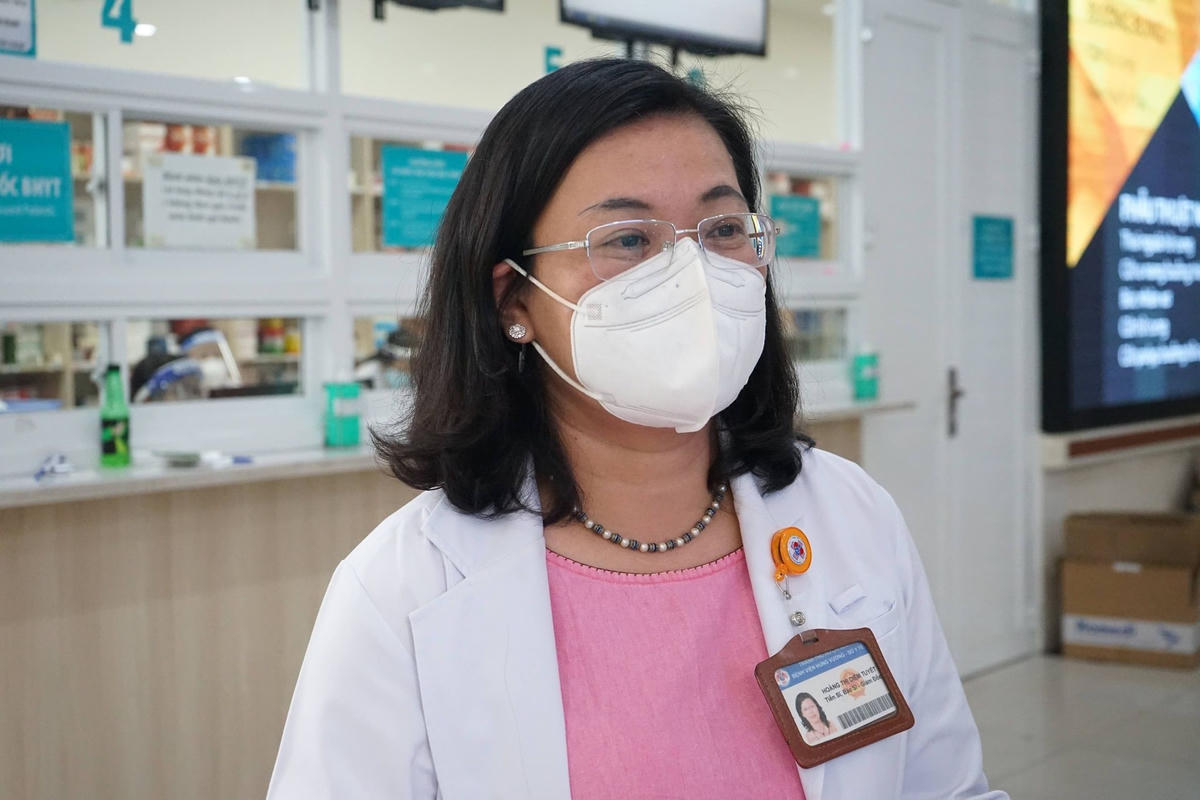 PGS.TS.BS Hoàng Thị Diễm Tuyết, Giám đốc Bệnh viện Hùng Vương