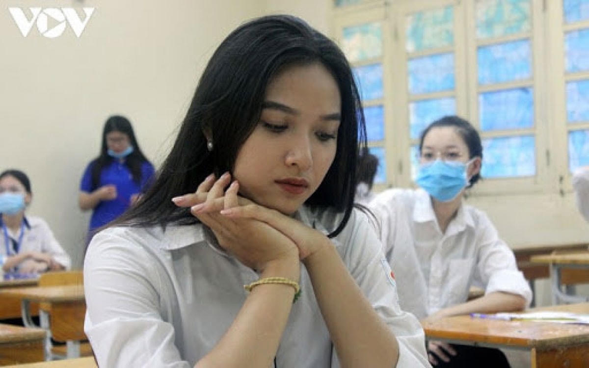 Nhiều trường đại học cho biết, điểm thi tốt nghiệp THPT năm nay tăng cao, sẽ kéo theo điểm chuẩn các trường cũng sẽ tăng mạnh. 
