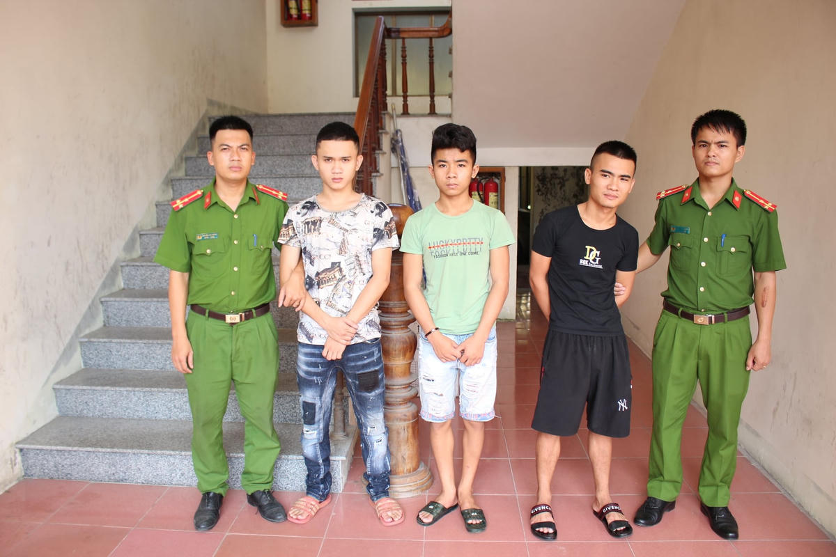 Nhóm đối tượng bị bắt giữ.