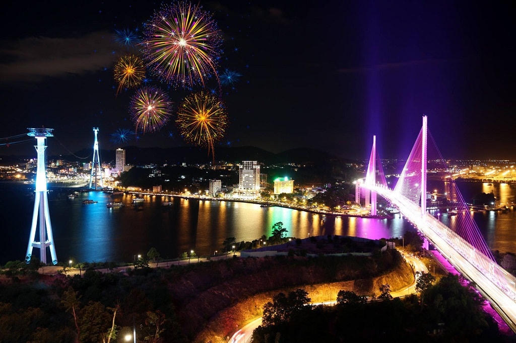 Quảng Ninh sẽ không bắn pháo hoa và tổ chức lễ hội trong dịp Tết 2022.