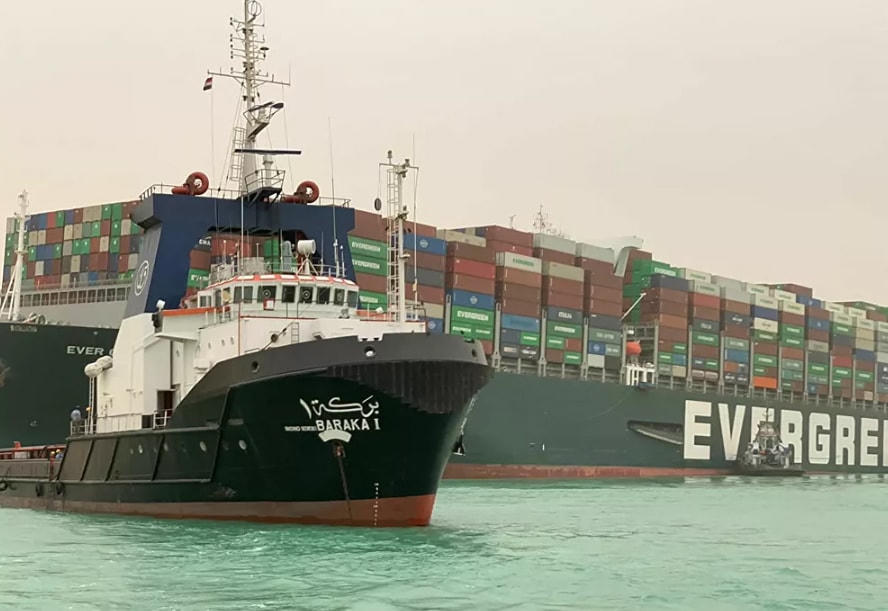 Tàu tàu container Ever Given bị mắc cạn tại Kênh đào Suez hôm 23/3.