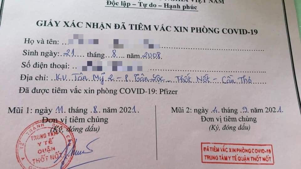 Giấy xác nhận đã tiêm vacccine của một người sinh năm 2008 trên địa bàn quận Thốt Nốt. 