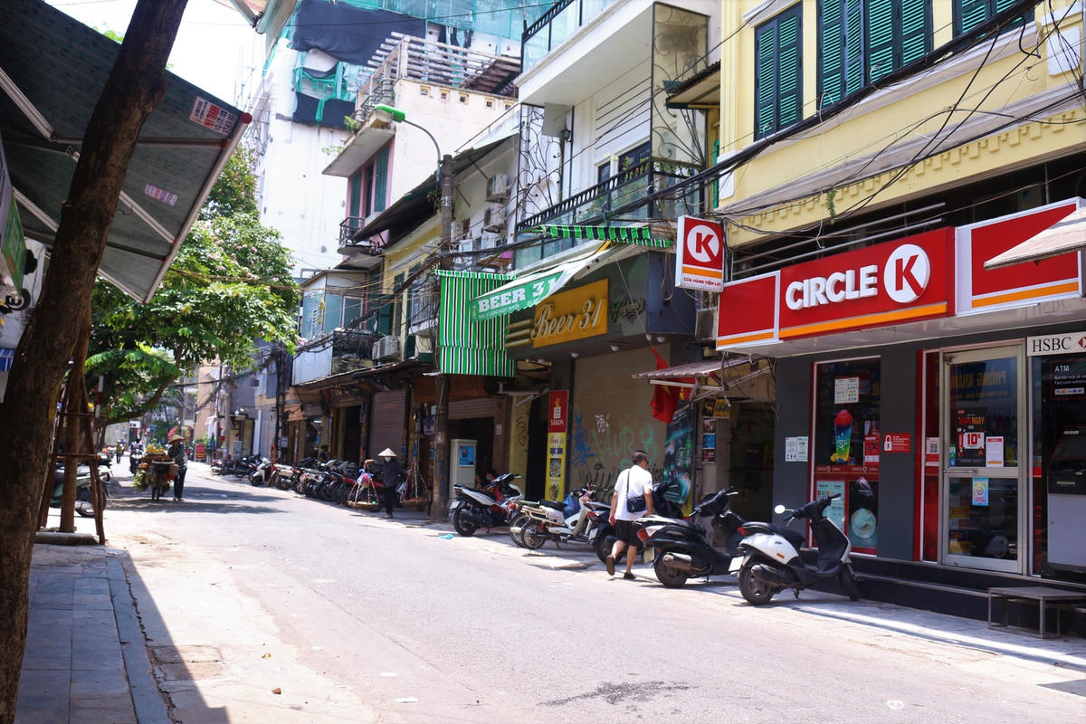 Hà Nội cuối tuần: Ngắm nhìn phố phường yên bình trong đại dịch