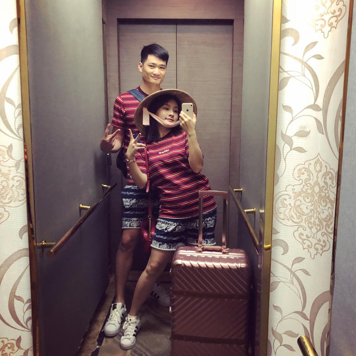 Diễn viên Bảo Thanh đang có những ngày ngồi ở nhà hổi tưởng lại những ngày “sách vali lên và đi” của 2 vợ chồng.  