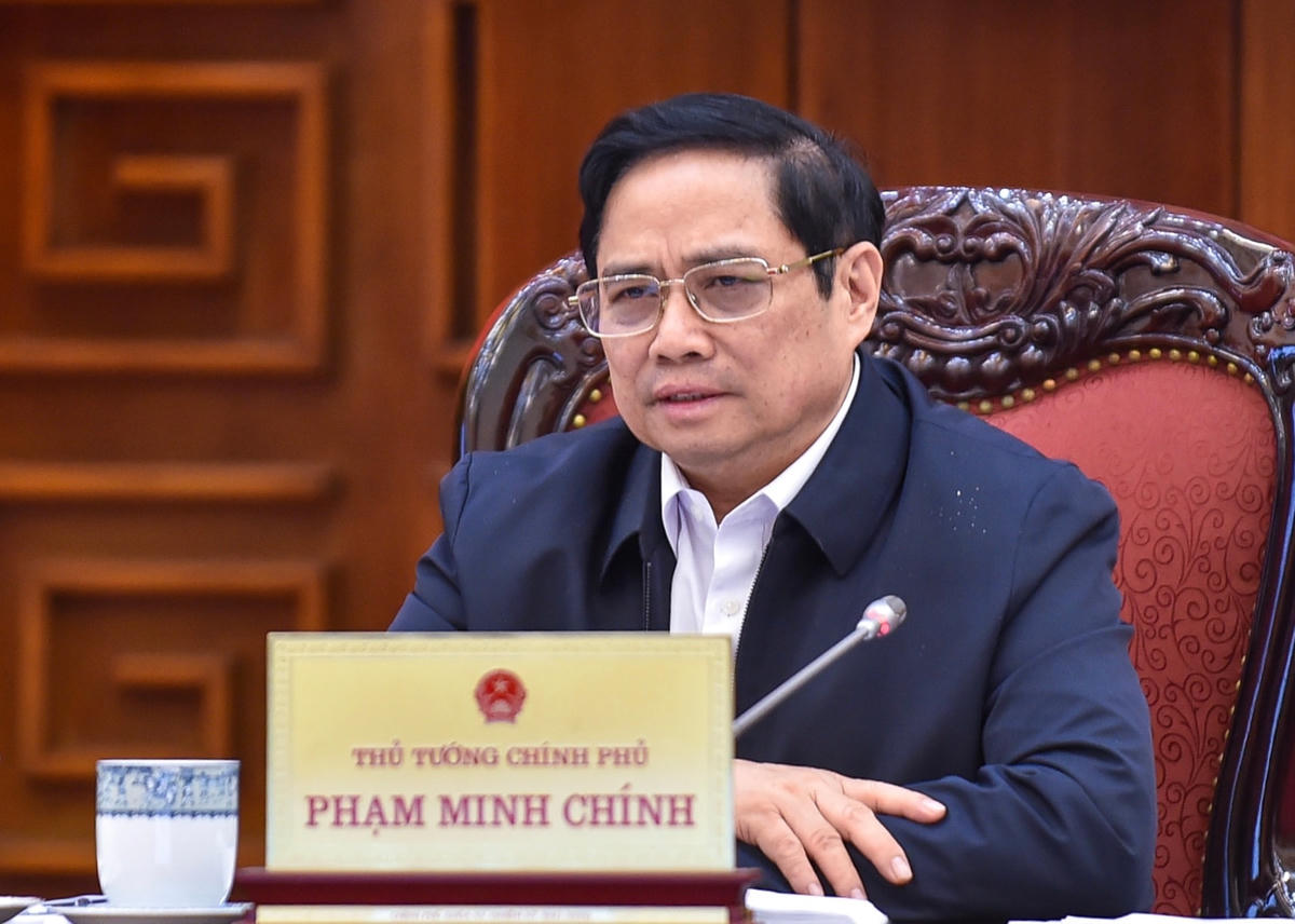 Thủ tướng một lần nữa nhấn mạnh, vaccine, thuốc chữa bệnh và ý thức người dân là những giải pháp hết sức cơ bản, quan trọng, cấp bách trong tình hình hiện nay. Ảnh: VGP/Nhật Bắc.