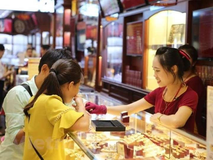 Đâu là đỉnh của giá vàng?