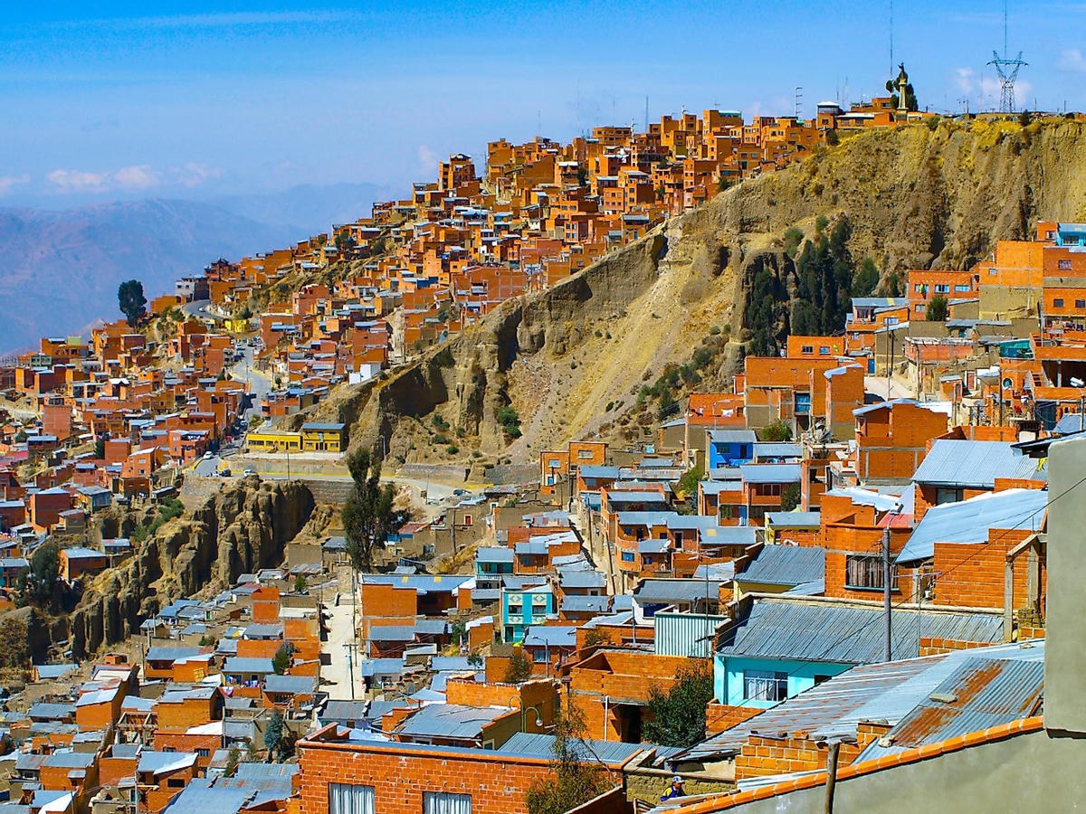 La Paz - thành phố đa sắc màu của Bolivia huyền bí. Ảnh: World Atlas.