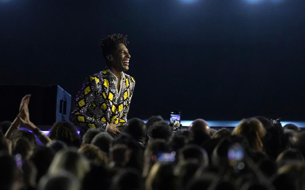 Nghệ sĩ đa tài Jon Batiste, chủ nhân của 5 giải Grammy là ai?