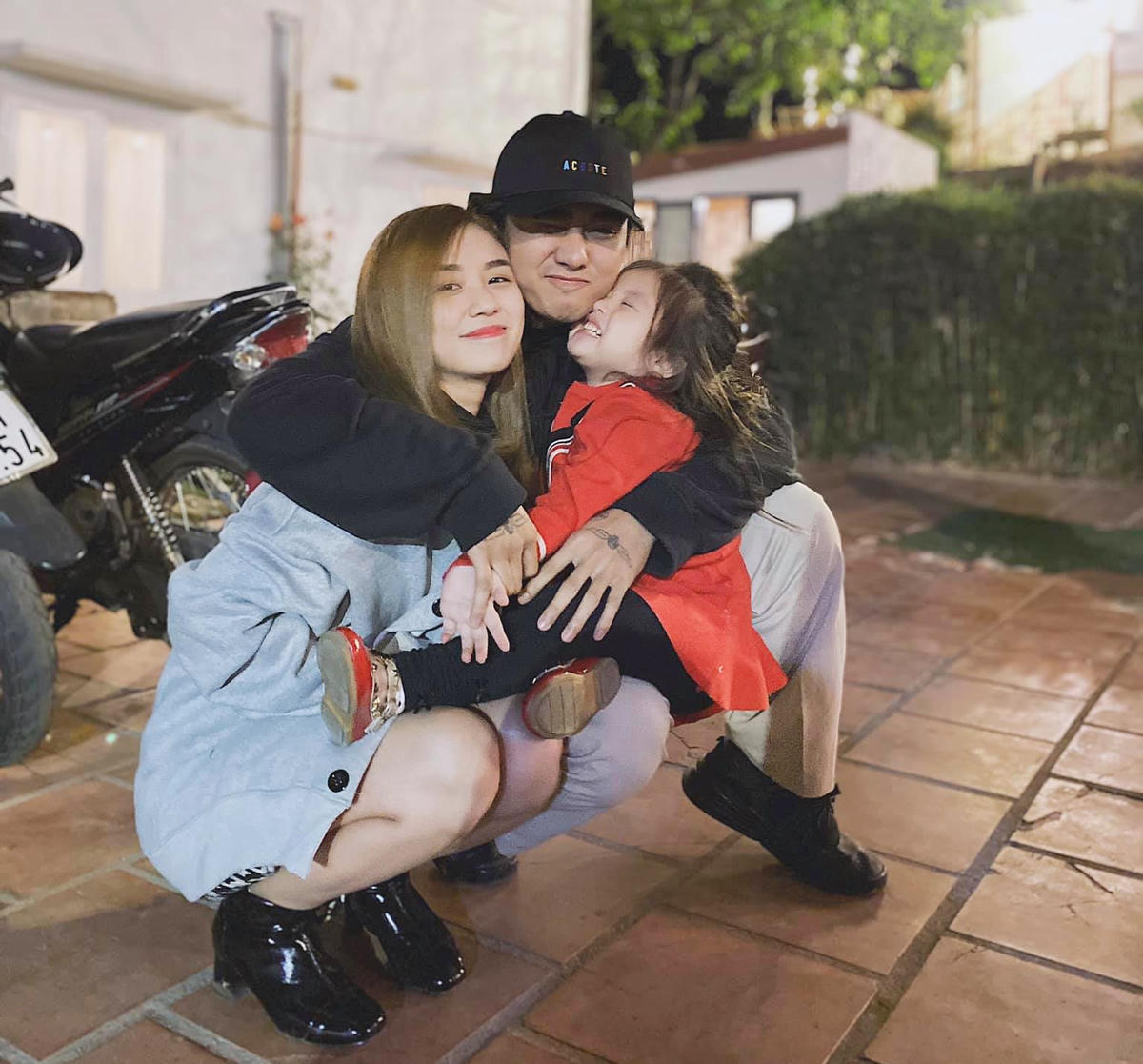 Đạt G và Cindy Lư vừa có động thái hủy theo dõi nhau trên mạng xã hội.