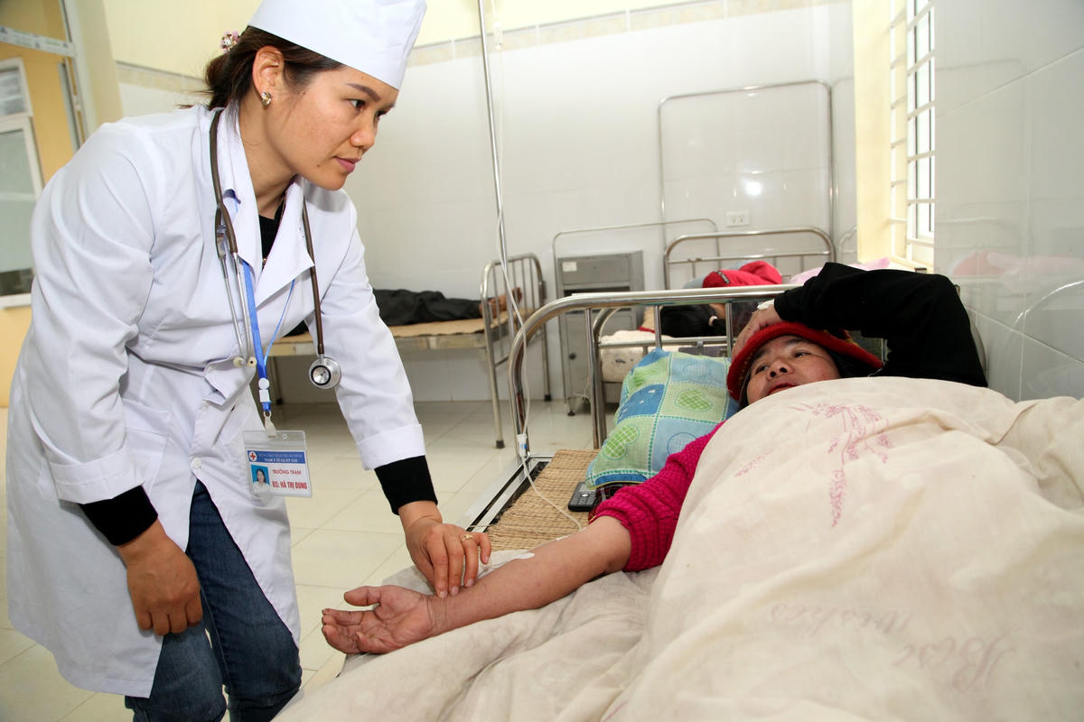 BHYT được xem là trụ đỡ quan trọng của chính sách an sinh xã hội.