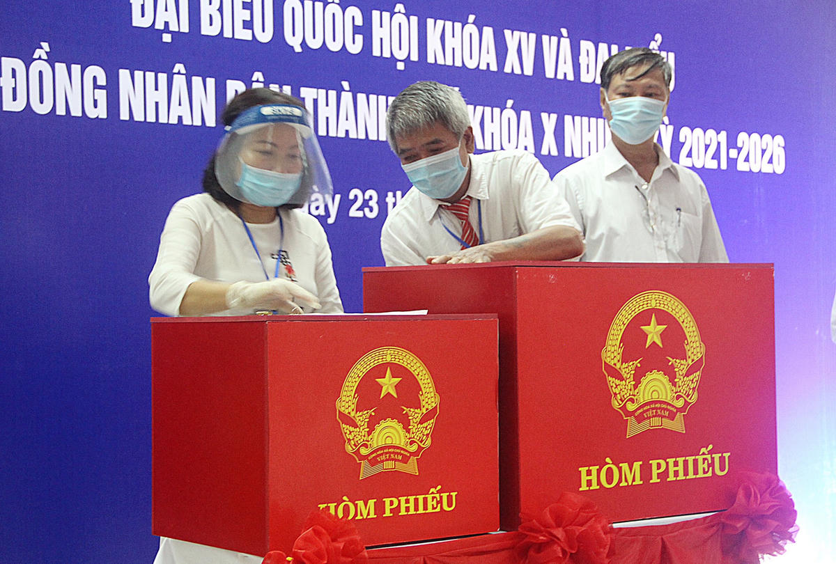 Thùng phiếu tại 525 điểm bầu cử của Đà Nẵng được niêm phong đúng quy định.