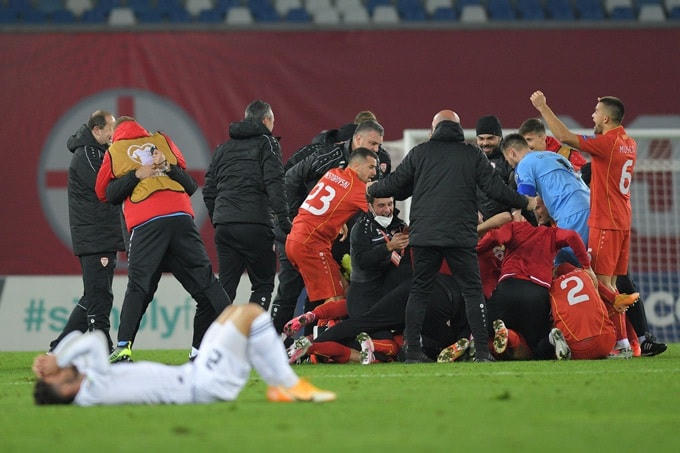 Xác định xong 4 đội bóng cuối cùng dự Euro 2021