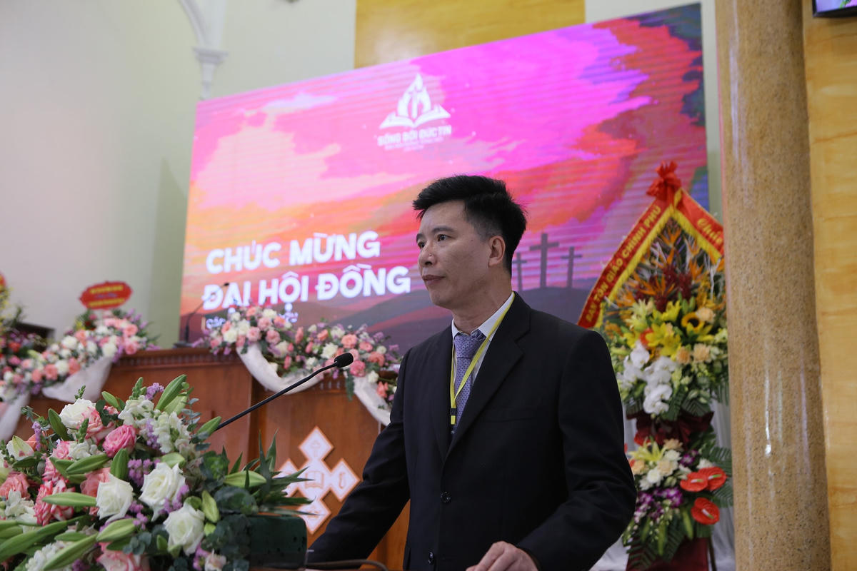 Ông Nguyễn Tiến Trọng, Phó Trưởng ban Tôn giáo Chính phủ phát biểu tại đại hội.