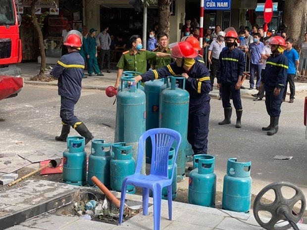 Bình gas bất ngờ phát nổ, thanh niên 18 tuổi bị chấn thương nặng