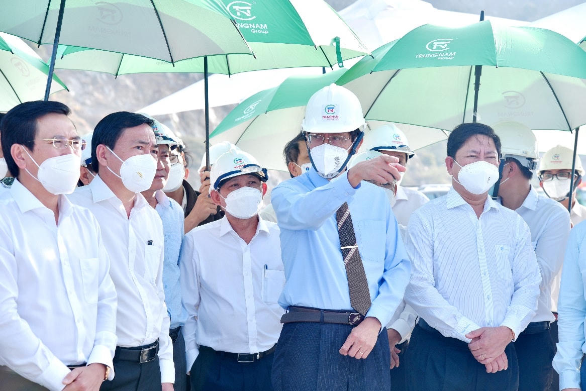 Ông Nguyễn Đức Thanh - Ủy viên TW Đảng, Bí thư Tỉnh ủy Ninh Thuận và ông Trần Quốc Nam.