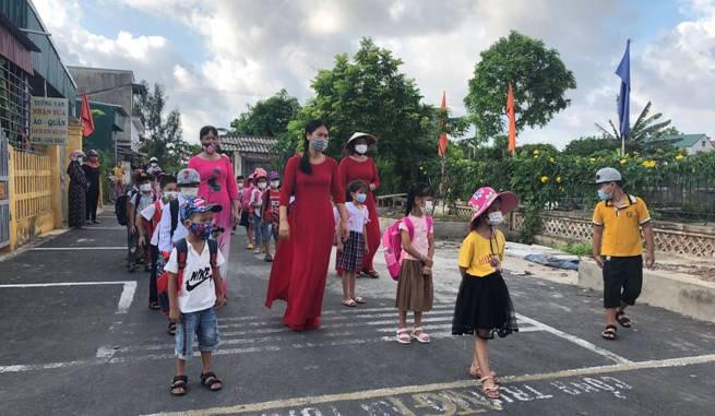 Hơn 90 cháu học sinh tại Trường Tiểu học Kim Đông (huyện Kim Sơn) đã trở thành F0.