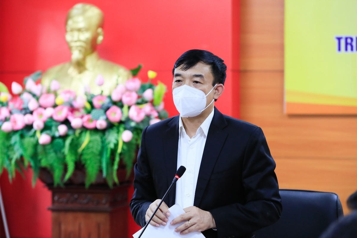 Chủ tịch Ủy ban MTTQ Việt Nam tỉnh Bắc Ninh Nguyễn Đình Lợi phát biểu tại Hội nghị.