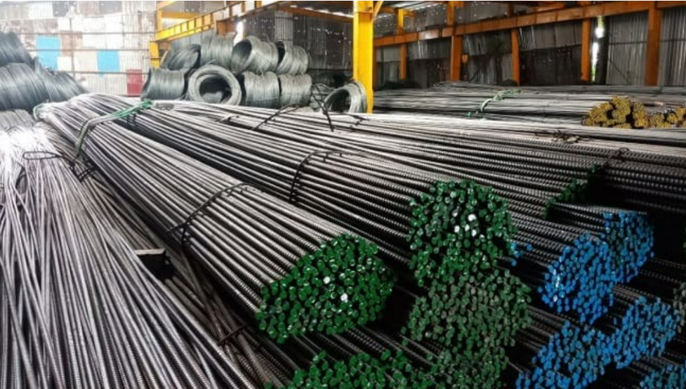 Giá thép xây dựng chưa thể “hạ nhiệt” trong ngắn hạn.