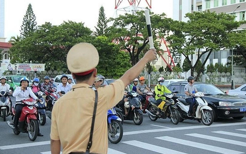 An toàn giao thông là vấn đề lớn.