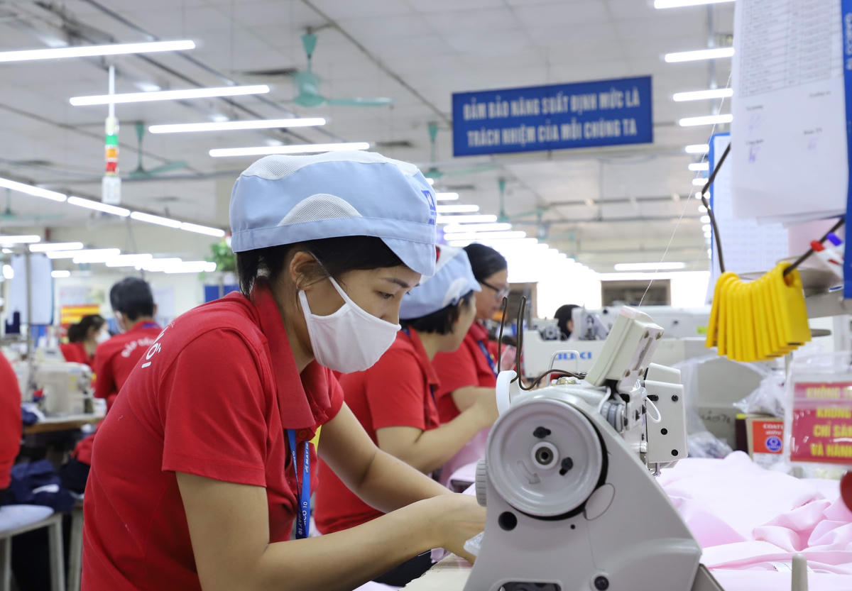 Nhìn lại năm 2020, chúng ta đã đi qua với một bản lĩnh và các giải pháp đồng bộ đáng tự hào. Ảnh: Quang Vinh.