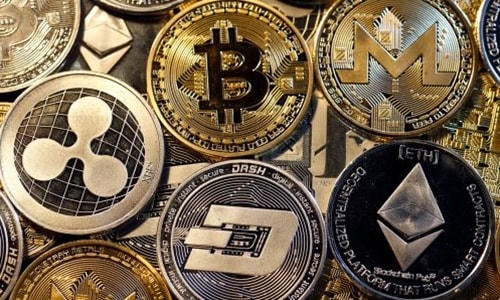 Tiền ảo nhiều rủi ro nhưng đầy "ma lực" hấp dẫn.