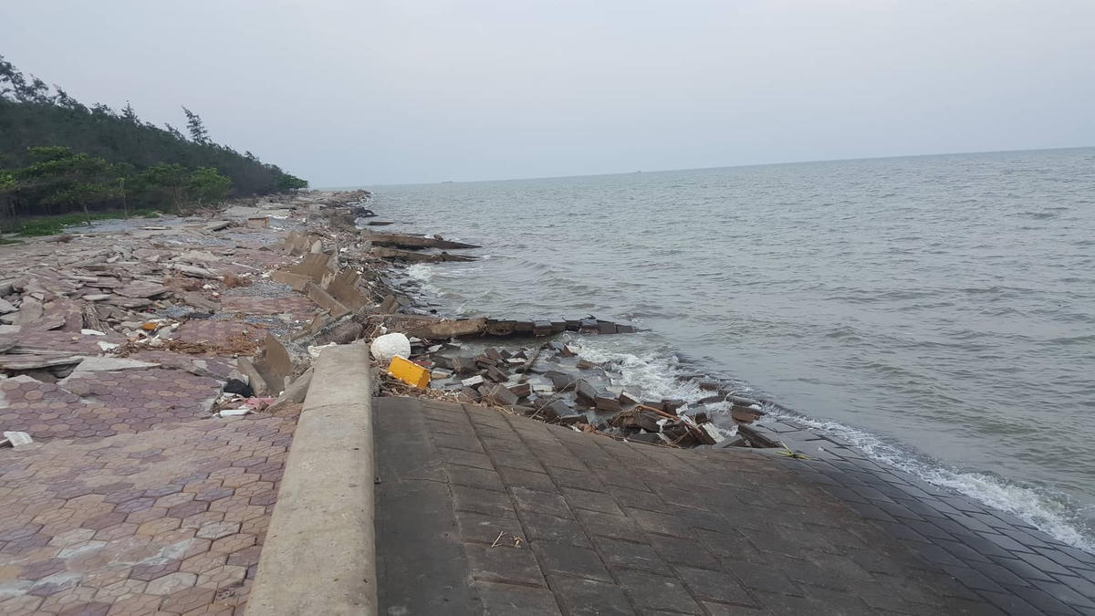 Chièu dài đoạn kè bị sập khoảng 1 km