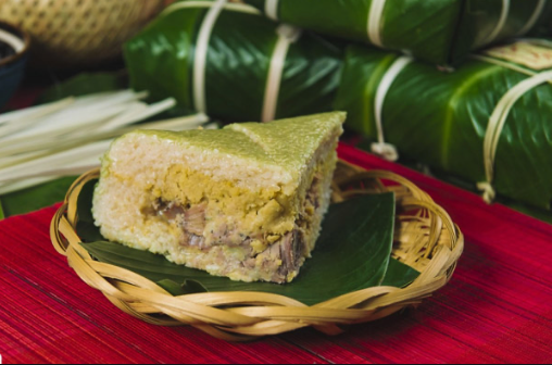 Bánh chưng là món ăn không thể thiếu trong dịp Tết của người Việt. (Ảnh minh hoạ).