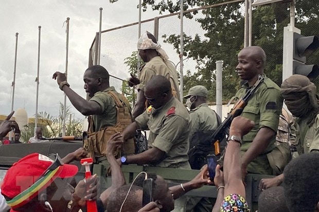 Binh sỹ Mali tại thủ đô Bamako sau vụ binh biến. (Ảnh: AFP/TTXVN).