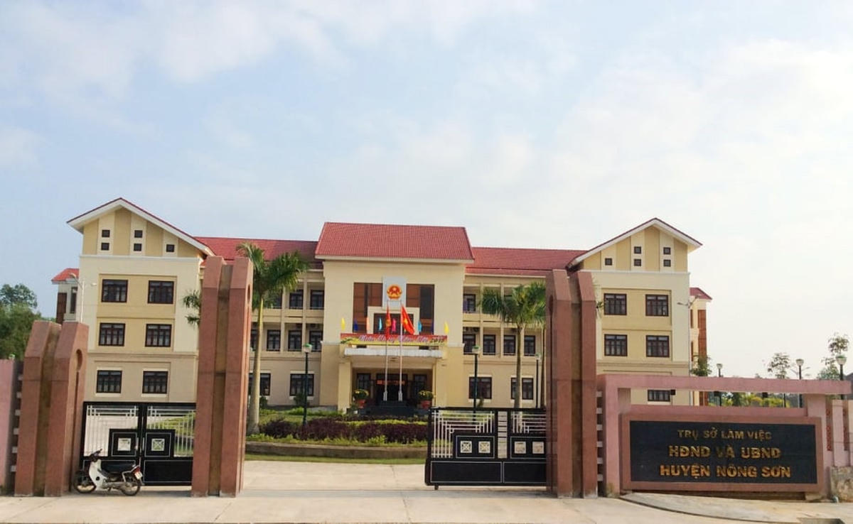 Trụ sở UBND huyện Nông Sơn.