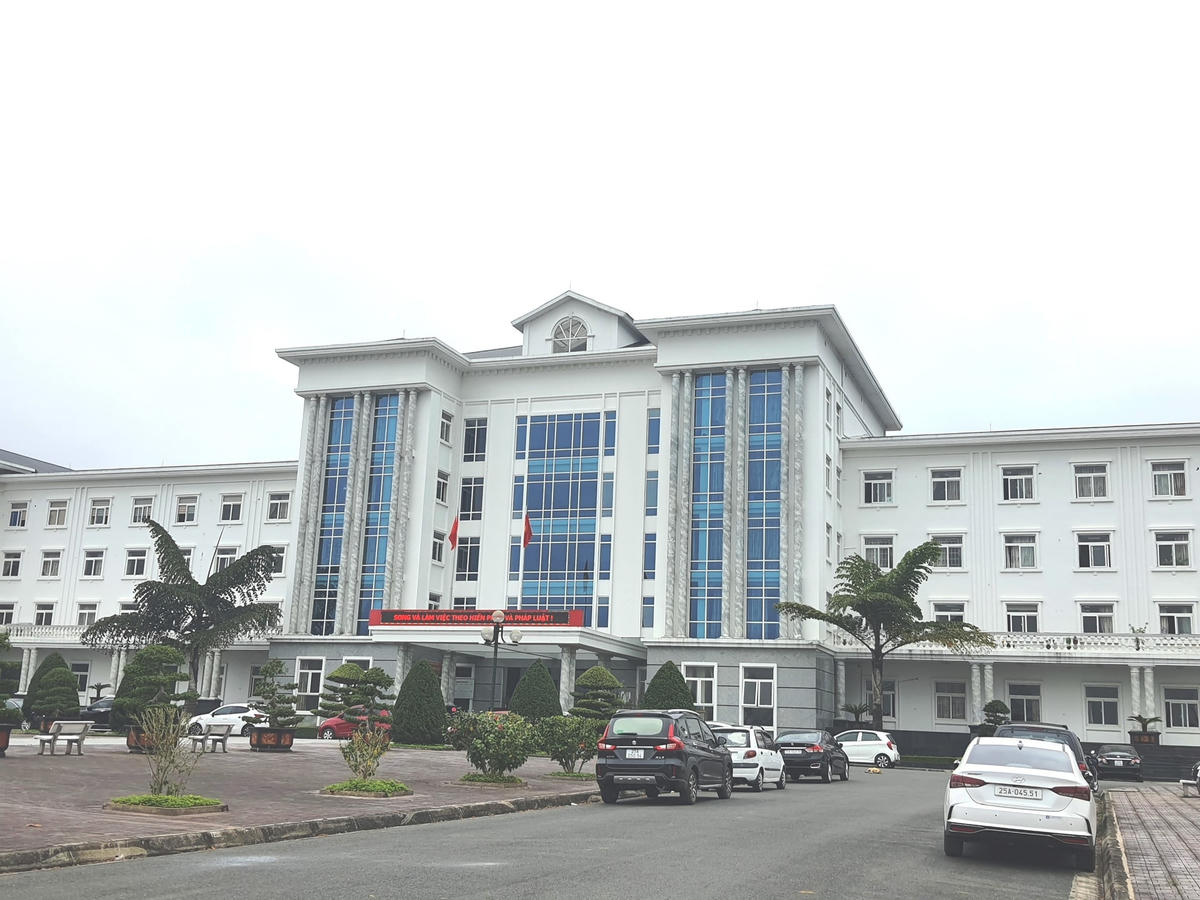 Trụ sở UBND thành phố Lai Châu.