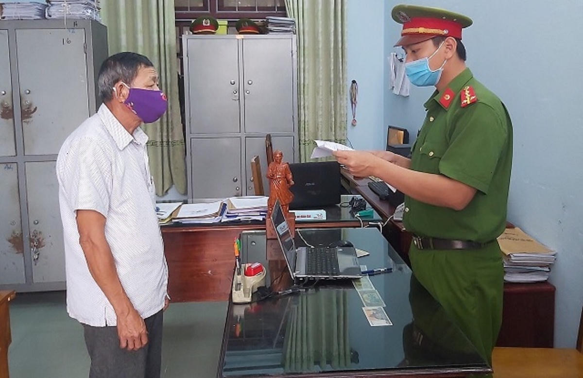 Đối tượng Ngô Văn Phú tại cơ quan điều tra.
