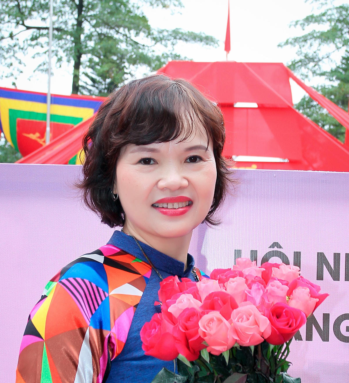Nhà báo Trần Thị Kim Hoa.