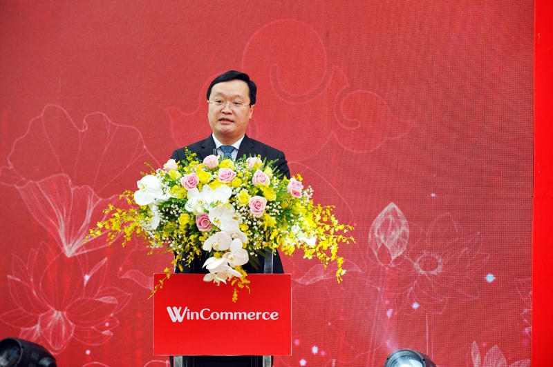 Chủ tịch UBND tỉnh Nghệ An phát biểu tại Lễ công bố chuyển đổi thương hiệu hệ thống bán lẻ VinMart thành WinMart.