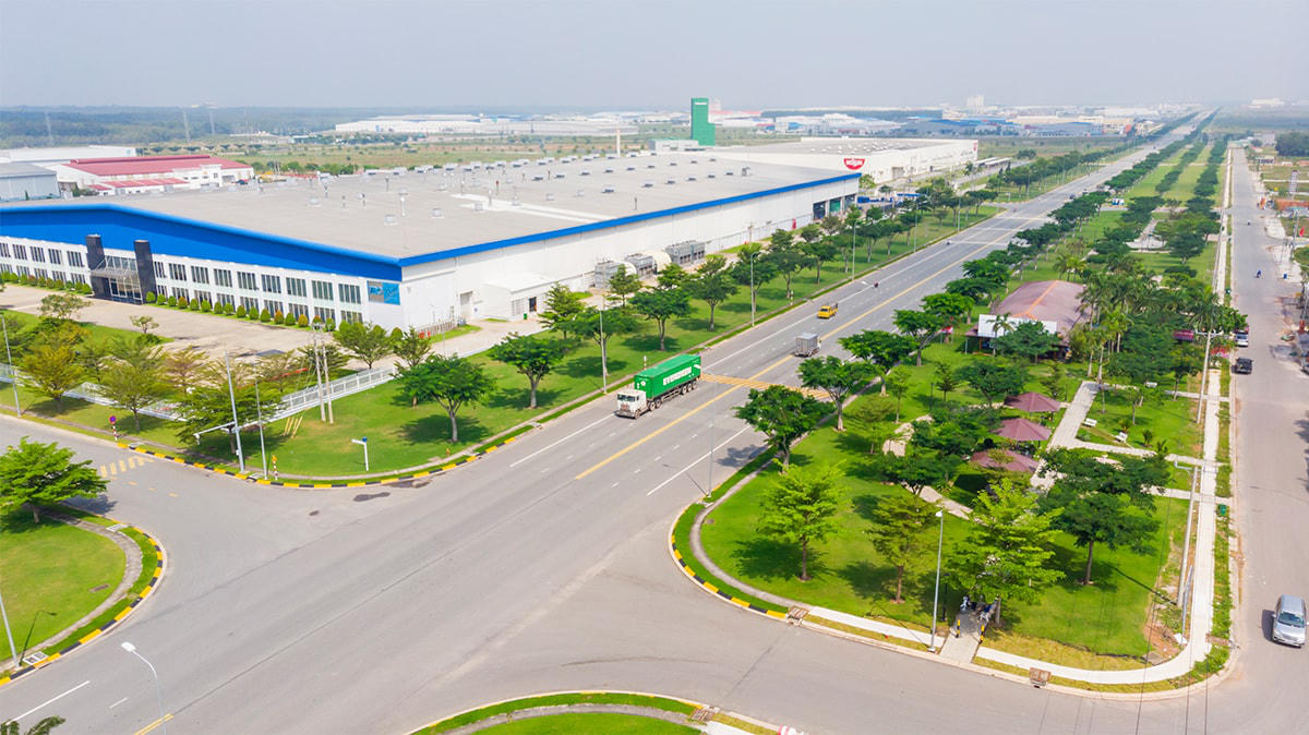 Bình Dương nổi bật với sự phát triển các khu công nghiệp.